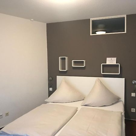 Hotel Astra Rastatt Esterno foto